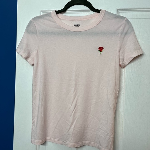 Sunday Best Tee - Picture 4 of 5